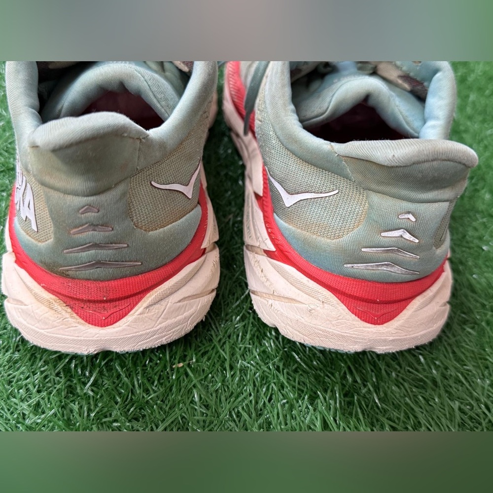 Hoka Women's Clifton 8 Wide Olive and Red Athletic Shoes Size 8D - Picture 4 of 10